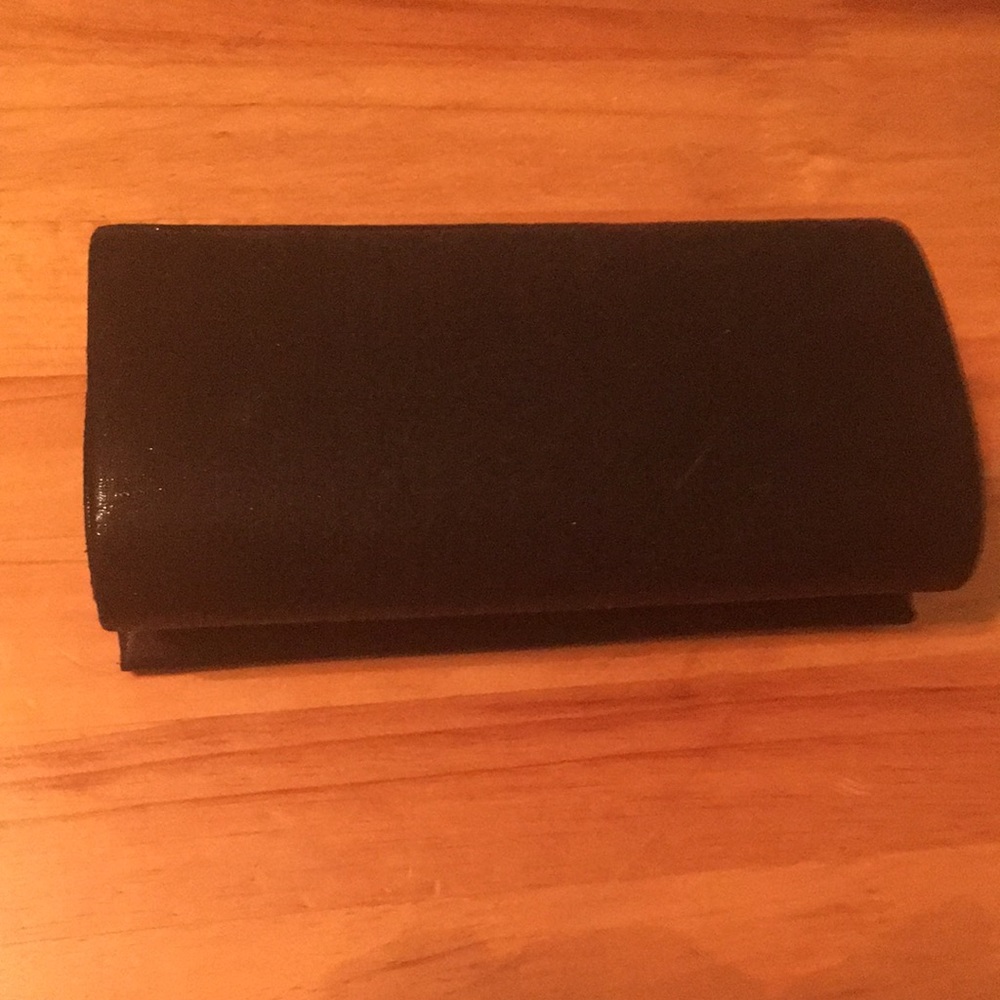 Black Evening Clutch/Crossbody Purse with a Rhinestone and Baguette Crystal Trim - Picture 2 of 6
